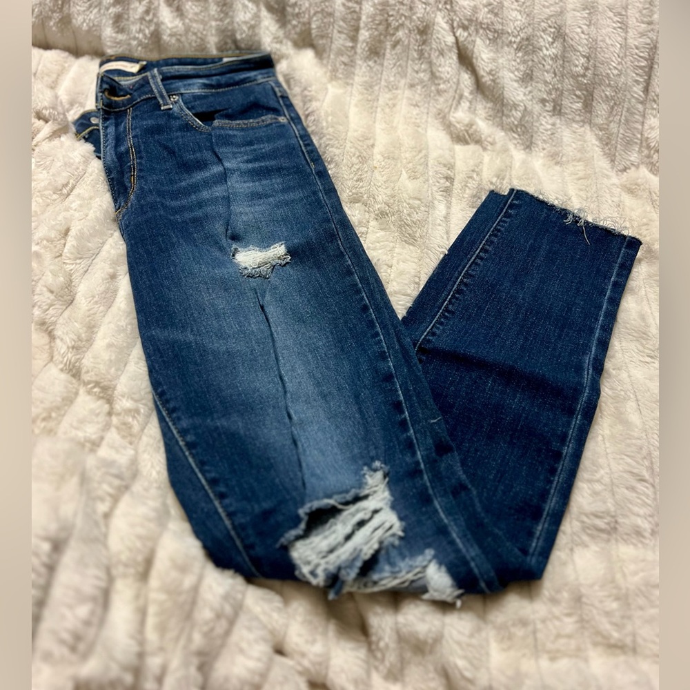 Levi’s 721 High Rise Skinny Jeans Size 29